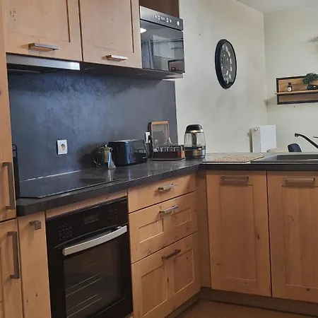 Apartment Standing *